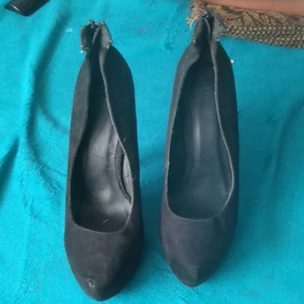 Plain heels